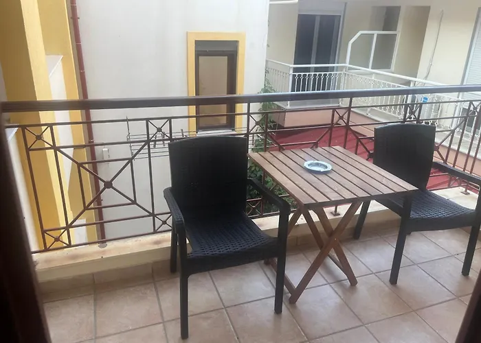 Ενοικιαζόμενα Δωμάτια Κοσμάς